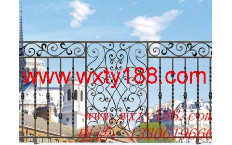 The balcony guardrail