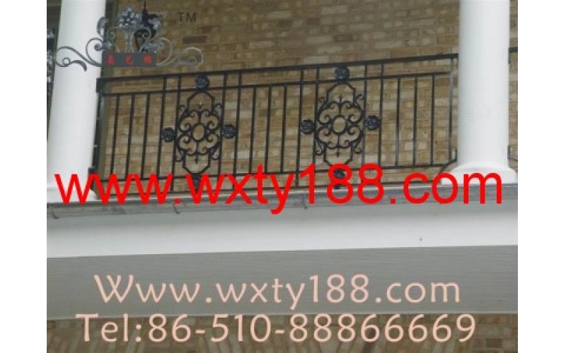 The balcony guardrail