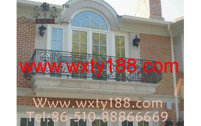 The balcony guardrail