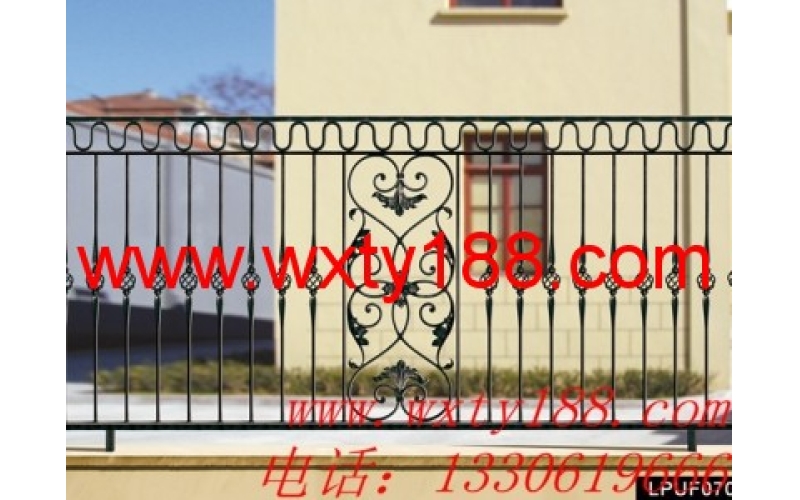 The balcony guardrail