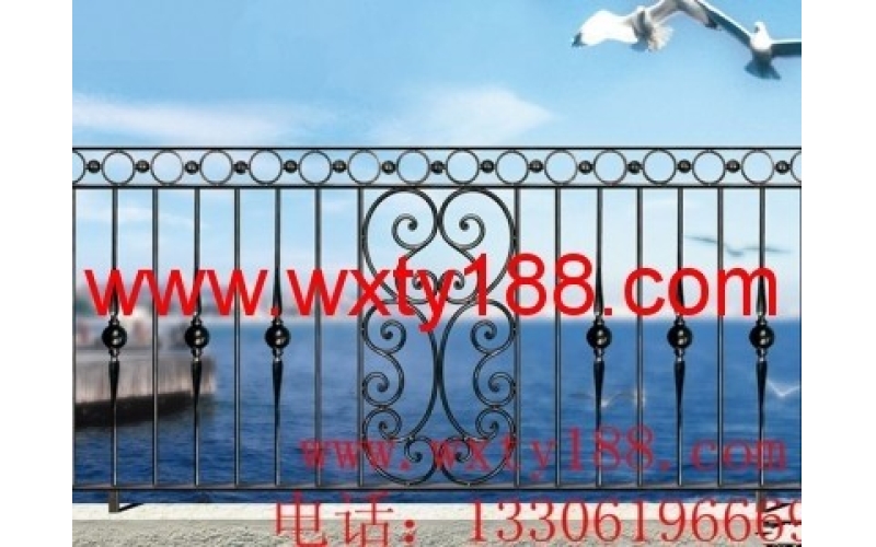 The balcony guardrail
